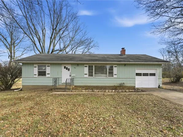 13609 Cypress Ave, Grandview, MO 64030