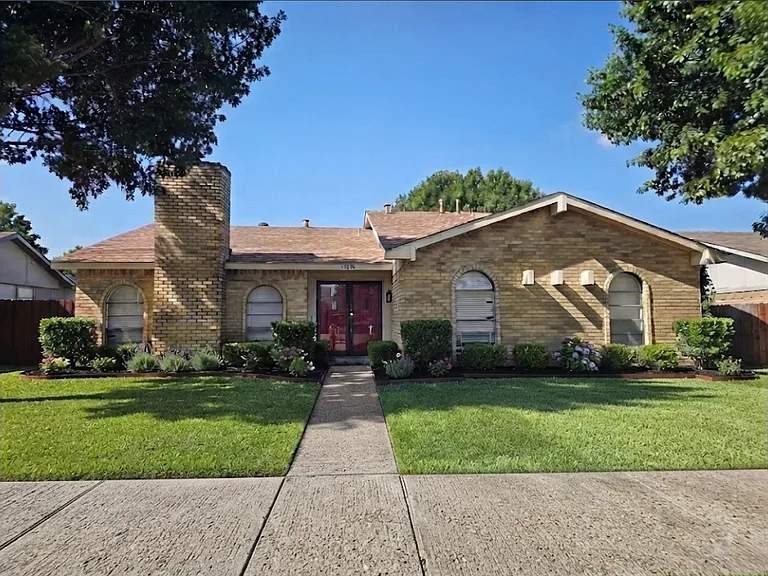 10218 White Elm Rd — Photo 1