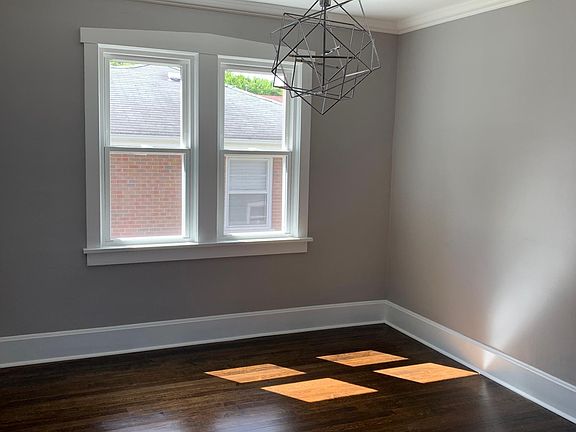 3rd image of 316 N Laverne Ave