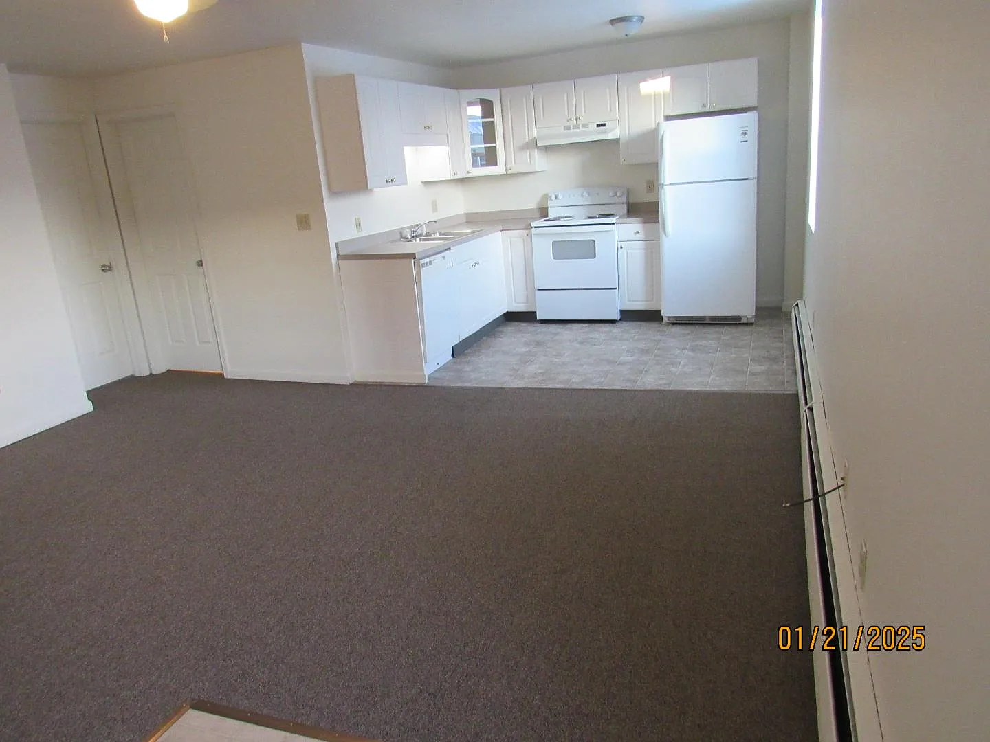 113 S. Market St. - Apt. 7 — Photo 3
