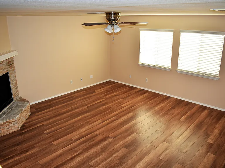 38109 Floricita St — Photo 7