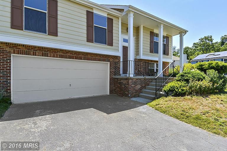 2nd image of 14901 Falconwood Dr