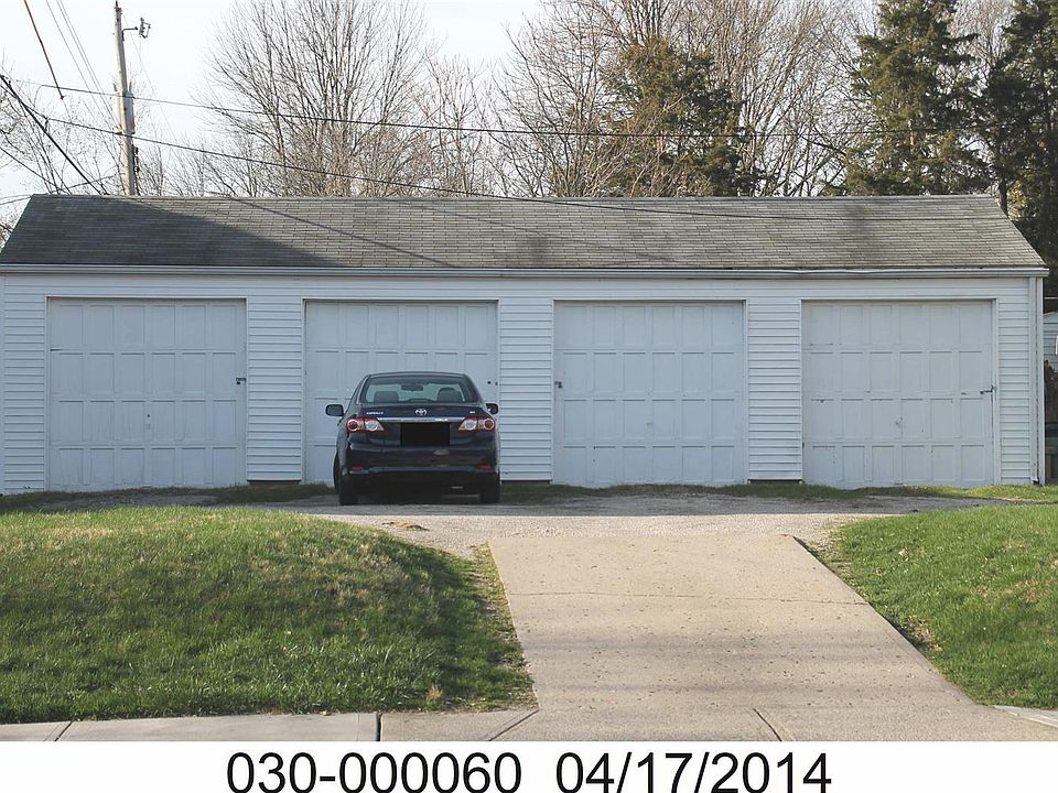 2nd image of 1531 W 1st Ave