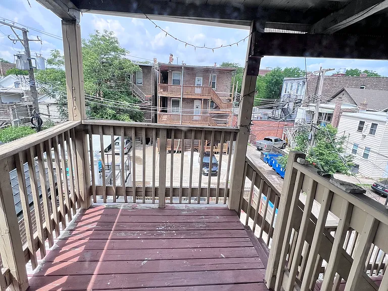 712 S Carpenter St — Photo 13