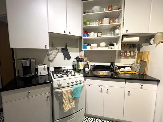 Rented by Denise Rosenblum, LREB | media 14