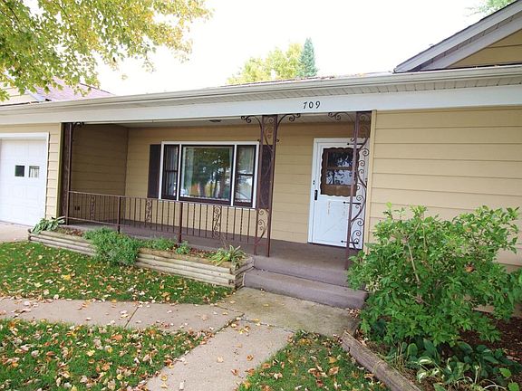 2nd image of 709 Highland Ave