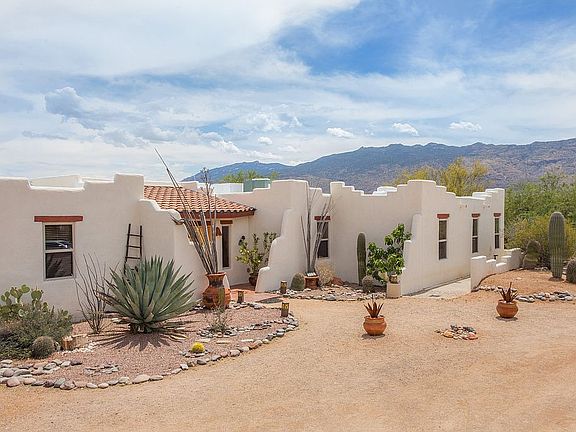 Hacienda del Mayar front