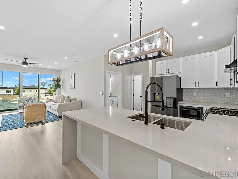 352 Imperial Beach Blvd — Photo 13