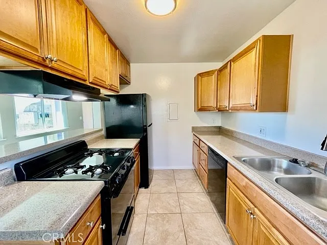 2964 Peppertree Ln #A — Photo 29