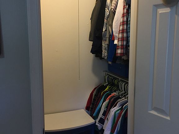 5th image of 874 N Jerico Dr