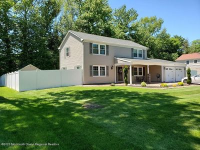 2 Maxwell Ln, Manalapan, NJ, 07726