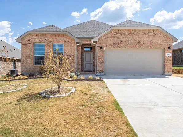 1417 Seabiscuit Dr, Granbury, TX 76049