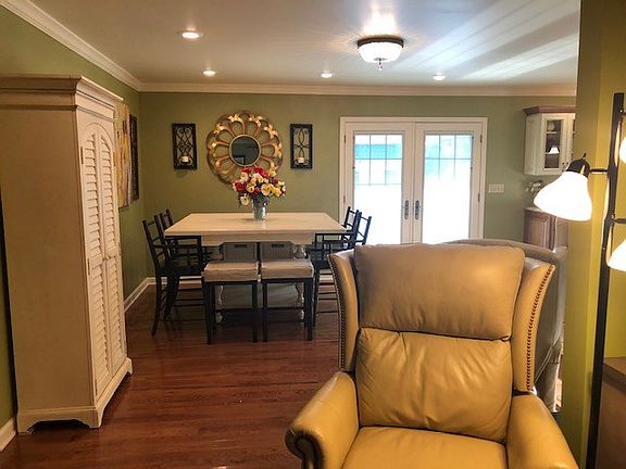 4th image of 1220 Walnut Dr