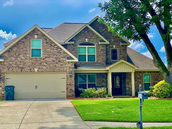 303 Grand Reserve Way, Kathleen, GA 31047