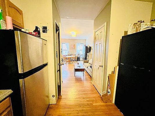 4th image of 499 Atlantic Ave APT 4