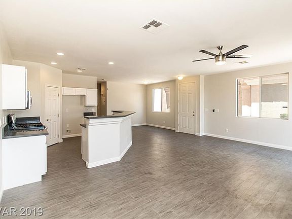 5th image of 6366 Lorne Green Ave Unit 103