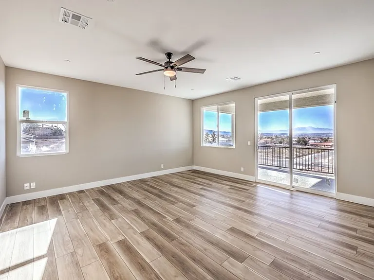 724 Naples Ave — Photo 21