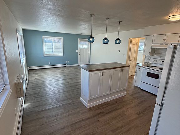 3rd image of 1474 10th St APT 3