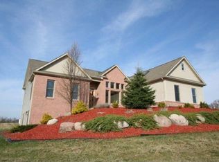 8397 Trail Rdg, Dexter, MI 48130