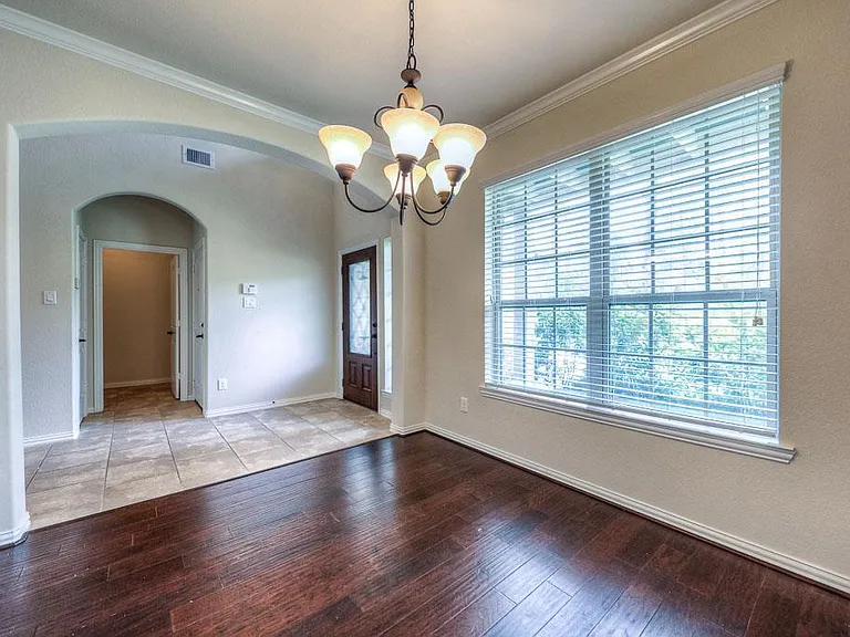 27 Sawbridge Cir — Photo 4