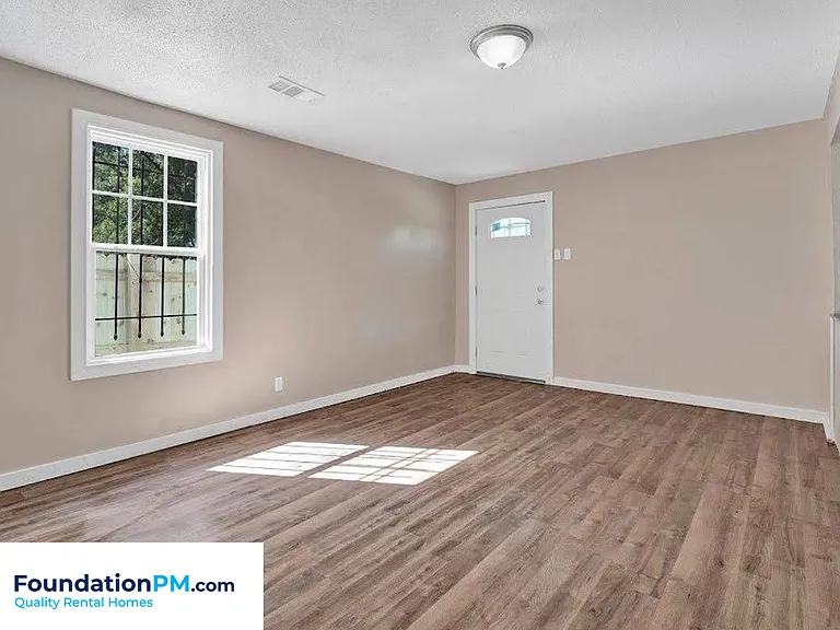 533 Leath St — Photo 13