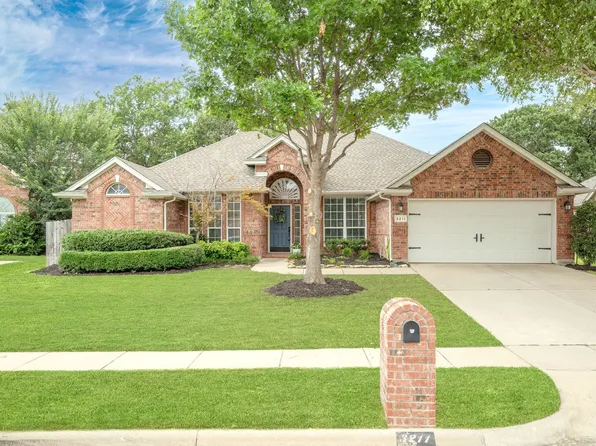 3211 Brampton Dr, Corinth, TX 76210