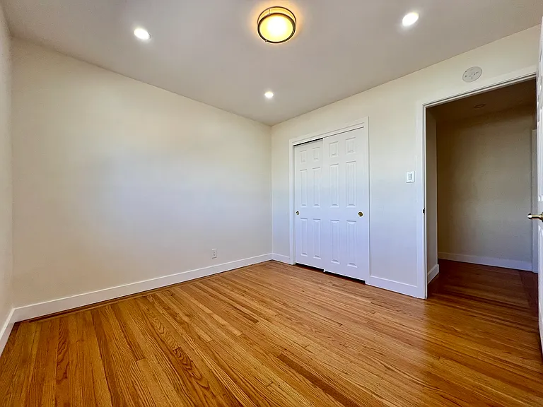 2490 Lexington Way — Photo 14