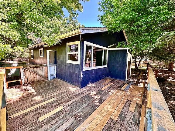 4th image of 2815 California Ave
