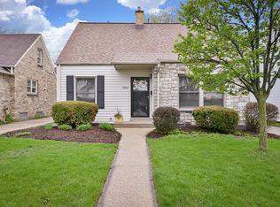 5056 N Ardmore Ave, Whitefish Bay, WI 53217