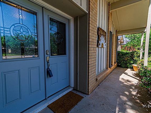 5th image of 2600 Goddard Dr