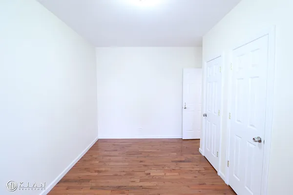 Rented by Kian Realty | media 7