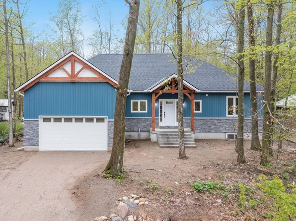 6 Oneida Cres, Tiny, ON L9M 0B2