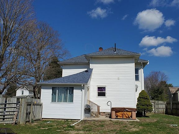 2nd image of 197 W Main St