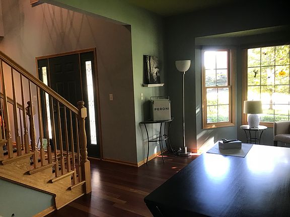 2nd image of 1344 Saint Vincents Dr