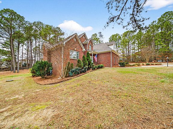 3rd image of 920 Knotts Hill Pl