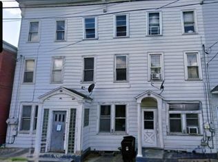 33 Washington St, Middleport, PA 17953