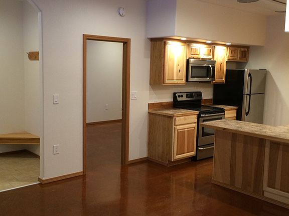 View living room to kitchen