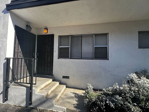 2nd image of 233 W Queen St APT 3