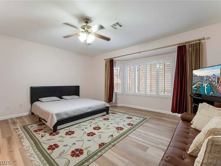 2565 Leighton Ave — Photo 23
