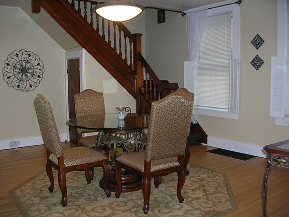 3rd image of 127 N High St