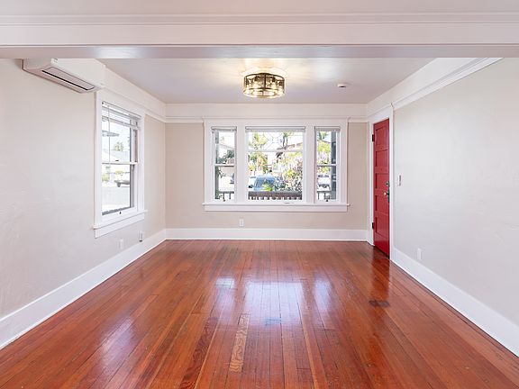 5th image of 4576 North Ave APT 3