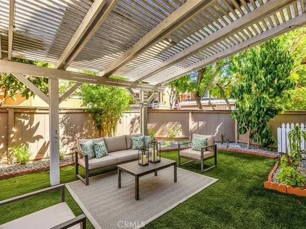 22 Rosewood, Aliso Viejo, CA 92656