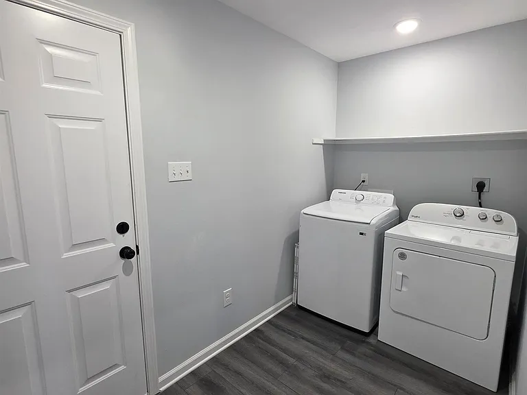 26 Grandstand Dr — Photo 12