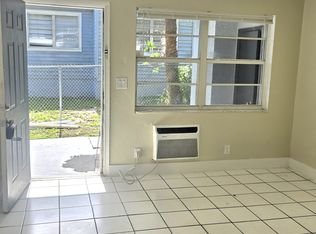 710 7th St APT 1, West Palm Beach, FL 33401