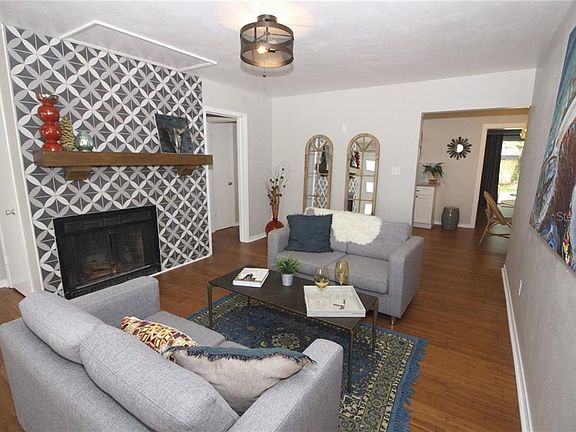 4th image of 1518 Silverstone Ave