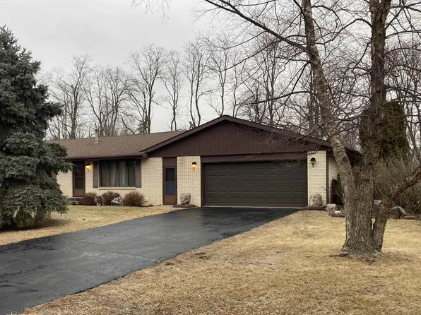 811 Kocher St, Rockton, IL 61072