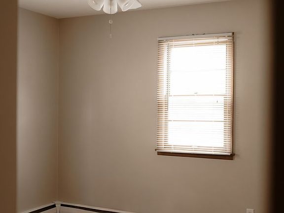 5th image of 3514 Hennepin Ave S #1
