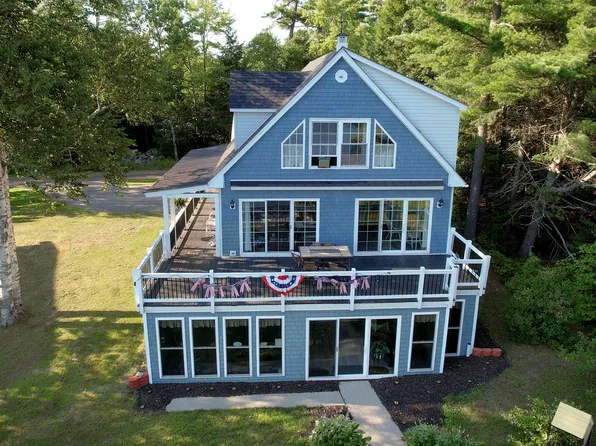 202 Bear Cove Road, Baileyville, ME 04694