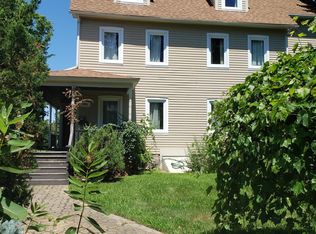 7 Garland Rd, Newton Center, MA 02459