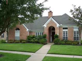 2663 Warwick Dr, League City, TX 77573